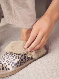 Pantoffels*Next Animal - Suède muiltjes met voering van imitatiebont