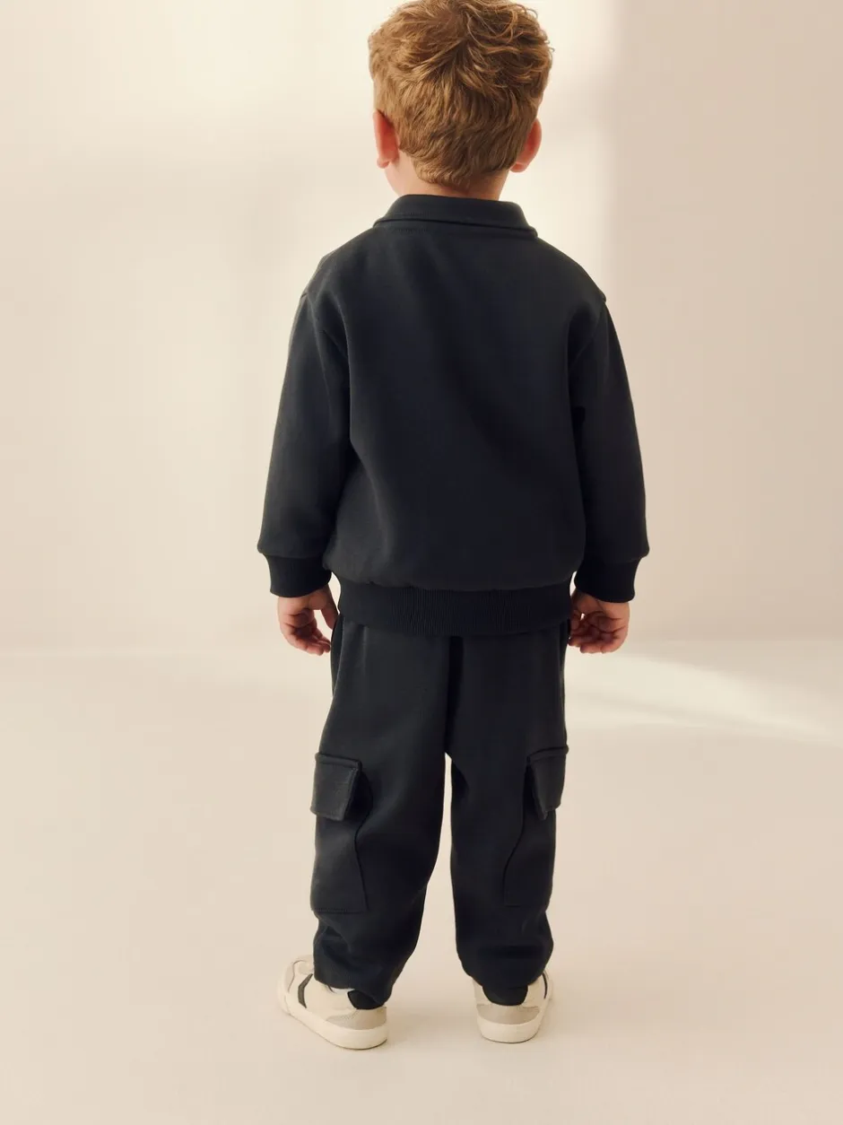 Sets En Combisets|Jassen En Jacks|Next Antraciet - 3 -delige set van T-shirt en joggingbroeken (3mnd-7jr)