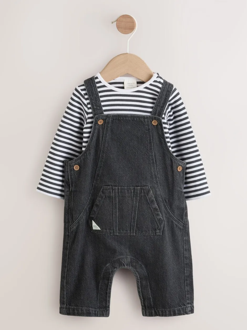 Sets En Combisets|Rompertjes En Tuinbroeken|Next - Babyset van denim bretelbroeken en bodysuit (0 mnd - 2 jr) Antraciet