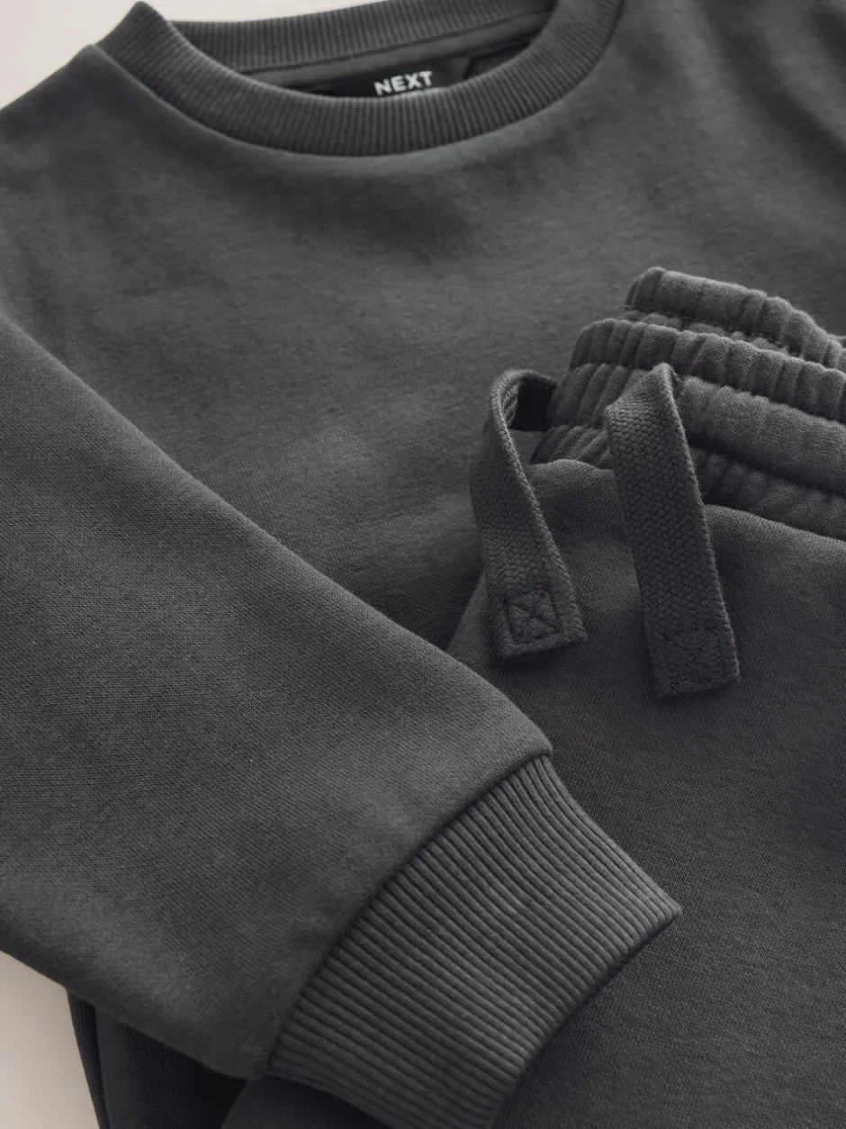 Sweaters En Hoody´S|Sets En Outfits|Next Antraciet - Set met sweatshirt en joggingbroek (3mnd-7jr)