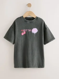 Tops|T-Shirts|Next Antraciet graffiti - Oversized T-shirt met grafische print (3-16jr)