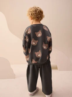 Truien En Breisels|Joggingbroeken|Next Antracietgrijze beer all-over print - Set met sweatshirt en joggingbroek met strepen (3mnd-7jr)