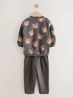 Truien En Breisels|Joggingbroeken|Next Antracietgrijze beer all-over print - Set met sweatshirt en joggingbroek met strepen (3mnd-7jr)