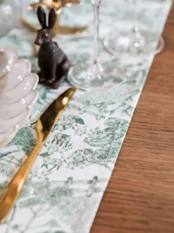 Tafellinnen En Placemats |Avalon Home Lake District Toile Table Runner
