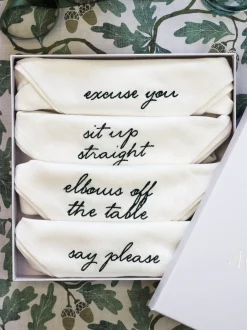 Tafellinnen En Placemats |Avalon Home Avalon Wonen Set van 4 Manners Collectie 100% katoenen servetten in geschenkdoos