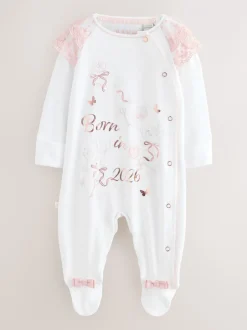 Babypakjes En Babypyjama's|Baker by Ted Baker - Born in 2026 - Witte pyjama met konijntjes