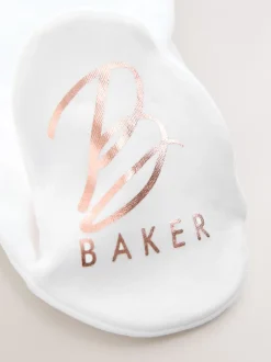 Babypakjes En Babypyjama's|Baker by Ted Baker - Born in 2026 - Witte pyjama met konijntjes
