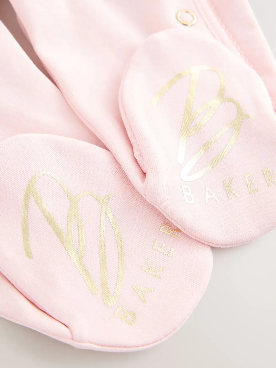 Babypakjes En Babypyjama's|Baker by Ted Baker - Born in 2026 - babypyjama met strik in roze