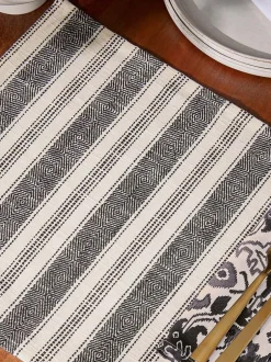Tafellinnen En Placemats |Bedeck of Belfast Set of 2 Saja Stripe 100% Cotton Placemats Antraciet
