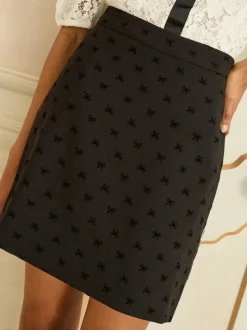 Rokken|Love & Roses - Mini Skirt Black Flocked Bow Print