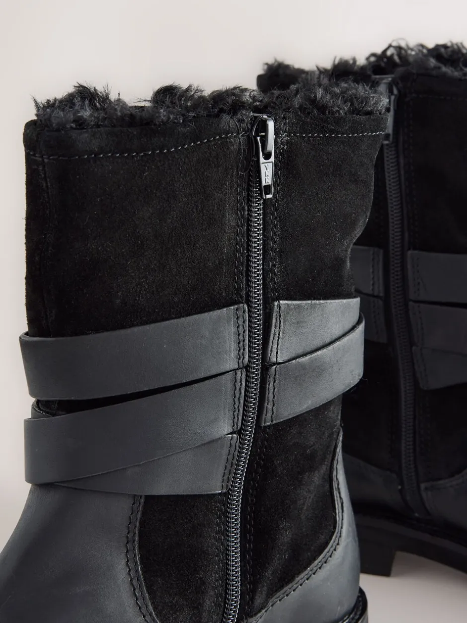 Ruimvallend En Extraruimvallend|Boots|Next - Forever Comfort® Borg Lined Buckle Trim Ankle Boots Black Oiled Leather