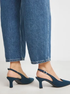 Ruimvallend En Extraruimvallend|JD Williams - Pointed Toe Slingback Heels Blauw