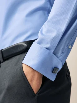 Formele Overhemden|Shirts|Next - Slim Fit - Eenvoudig te strijken slim fit overhemd met textuur en dubbele manchetten Blauw