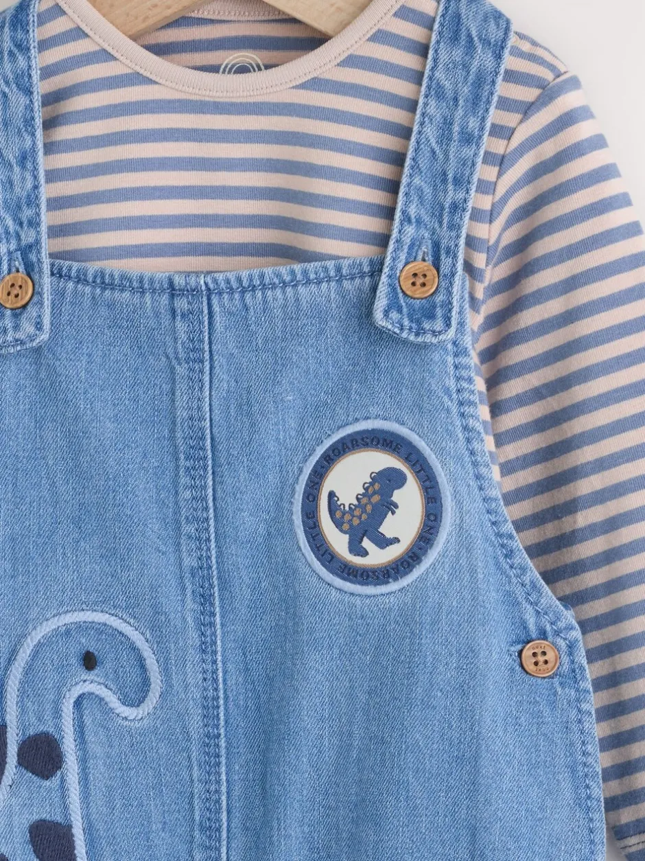 Sets En Combisets|Rompertjes En Tuinbroeken*Next - Babyset van denim bretelbroeken en bodysuit (0 mnd - 2 jr) Blauw met dinosaurus