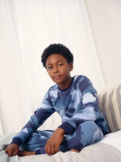 Pyjama's|Nachtkleding En Pyjama's*Next - Enkele behaaglijke fleece pyjama (3 - 16 jr) Blauwe camouflage spray