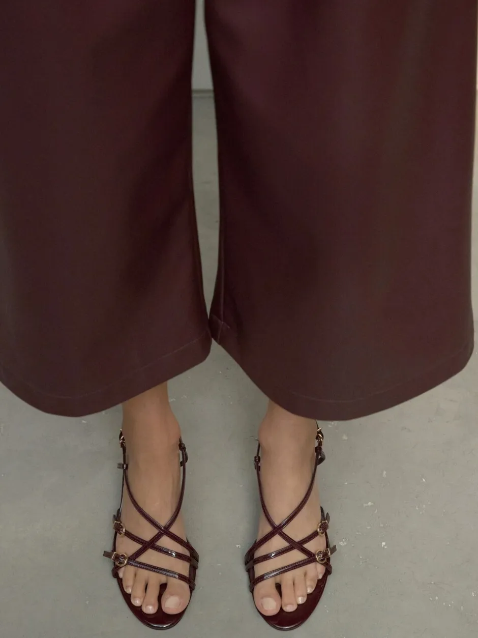 Schoenen Met Hakken|Next - Forever Comfort® Multi Buckle Strappy Kitten Heels Bordeauxrood