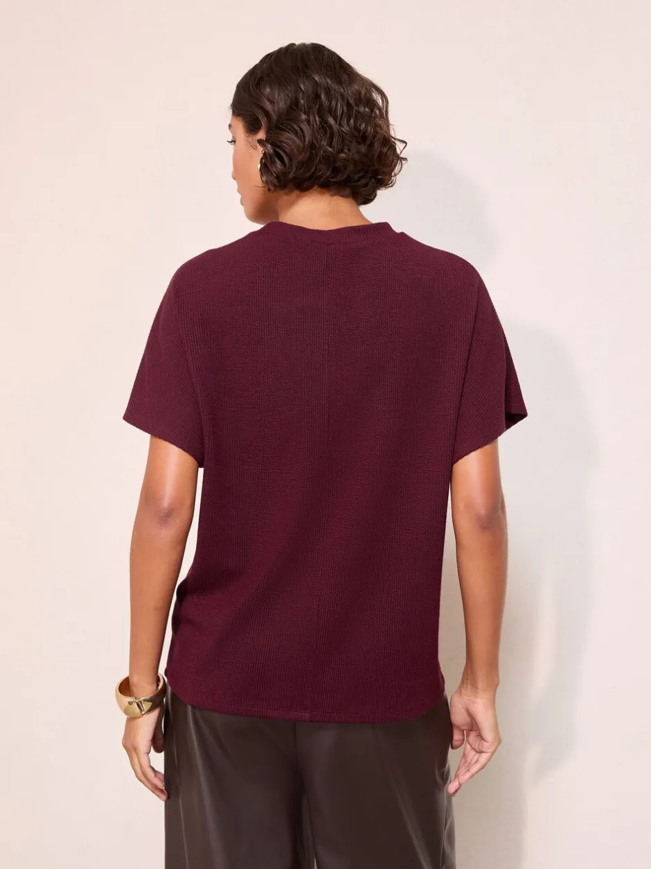 Gelegenheidskleding|Friends Like These - Button Detail Short Sleeve Top Bordeauxrood