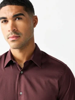 Shirts|Next Bordeauxrood - Normale Pasvorm - Onderhoudsvriendelijk, getextureerd, slim fit overhemd met enkele manchet