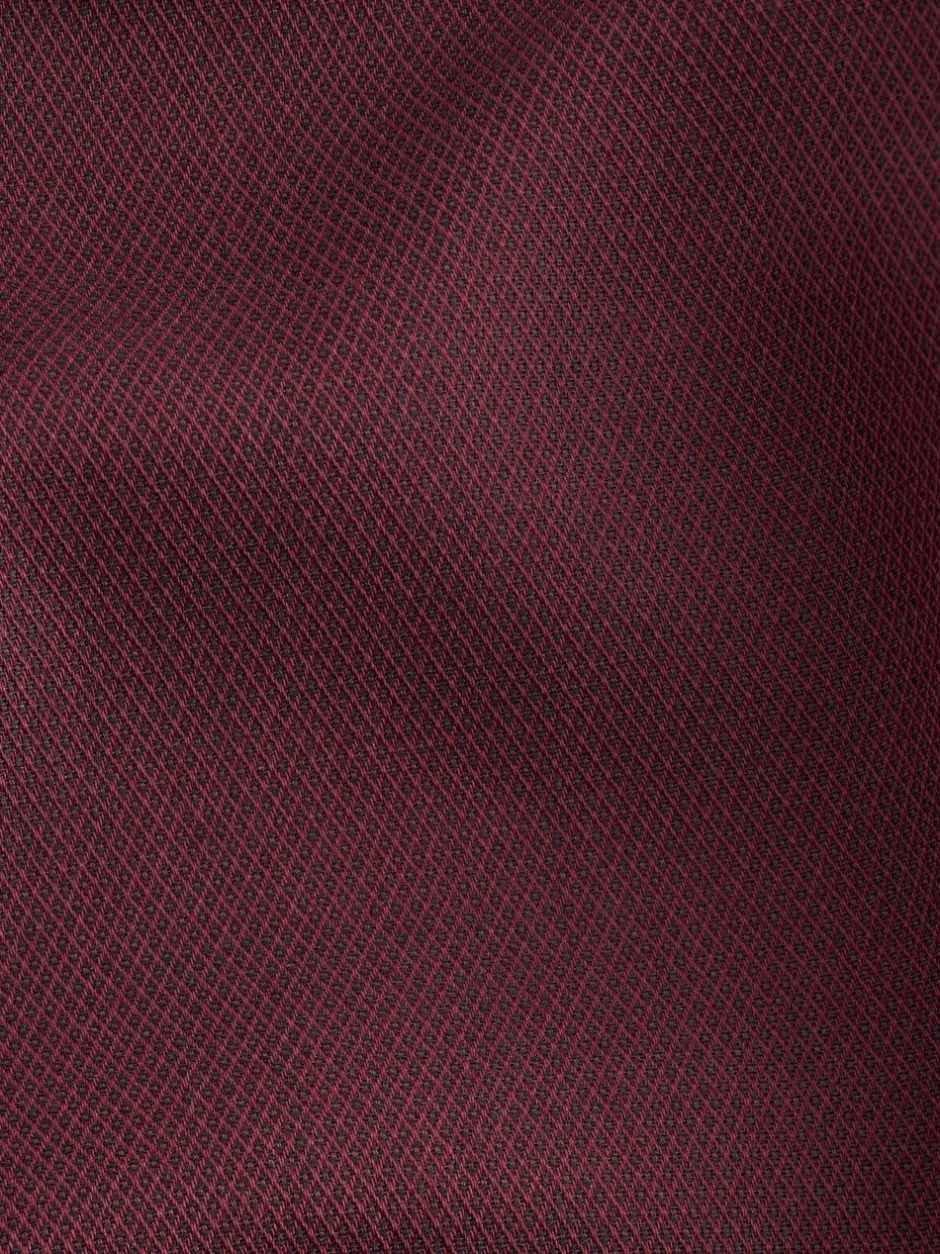 Shirts|Next Bordeauxrood - Normale Pasvorm - Onderhoudsvriendelijk, getextureerd, slim fit overhemd met enkele manchet