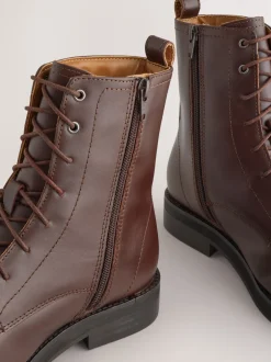 Boots|Next - Forever Comfort® - Enkellaarzen met vetersluiting Bordeauxrood leer