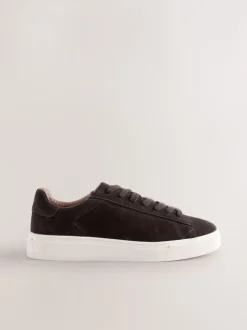 Schoenen*Next - Chic-casual lange sneakers Bruin