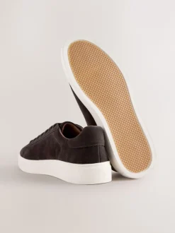 Schoenen*Next - Chic-casual lange sneakers Bruin