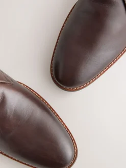Boots|Formele Schoenen*Next Bruin - Contrast Sole Leather Chukka Boots