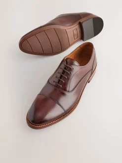 Formele Schoenen|Next - Contrast Sole Leather Oxford Toecap Shoes Bruin