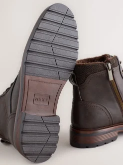 Boots|Next - Hoge borggevoerde laarzen met rits Bruin