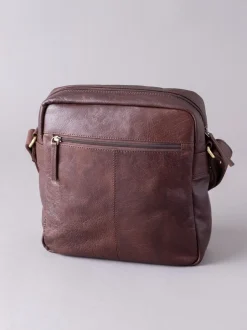 Tassen*Lakeland Leather - kleine Keswick Messenger Bag Bruin