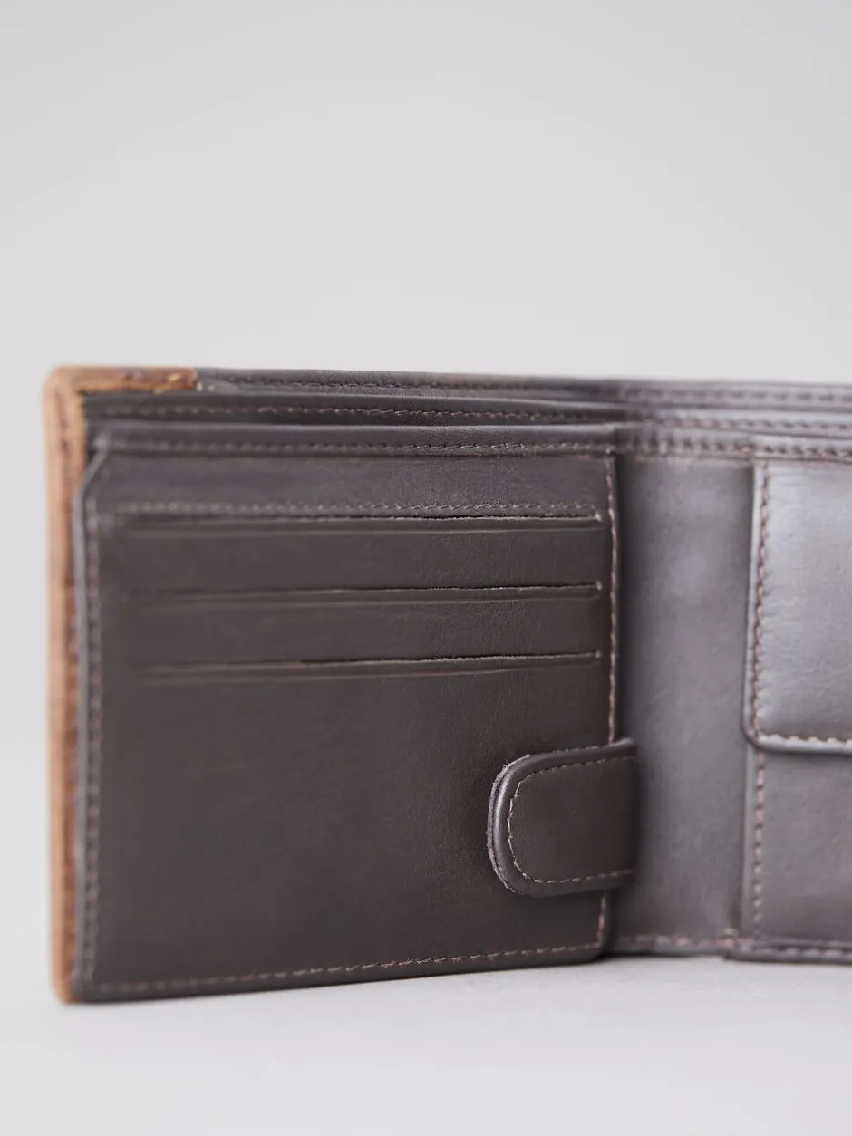 Portemonnees*Lakeland Leather Bruin - Lakeland leren dubbelgevouwen portemonnee met stiksels