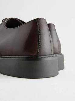Schoenen|Formele Schoenen*Next - Leren schoenen met contrasterende neus Bruin