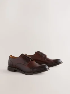 Formele Schoenen|Next - Leren schoenen met contrasterende neus Bruin