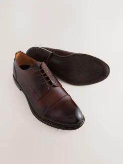 Formele Schoenen|Next - Leren schoenen met contrasterende neus Bruin
