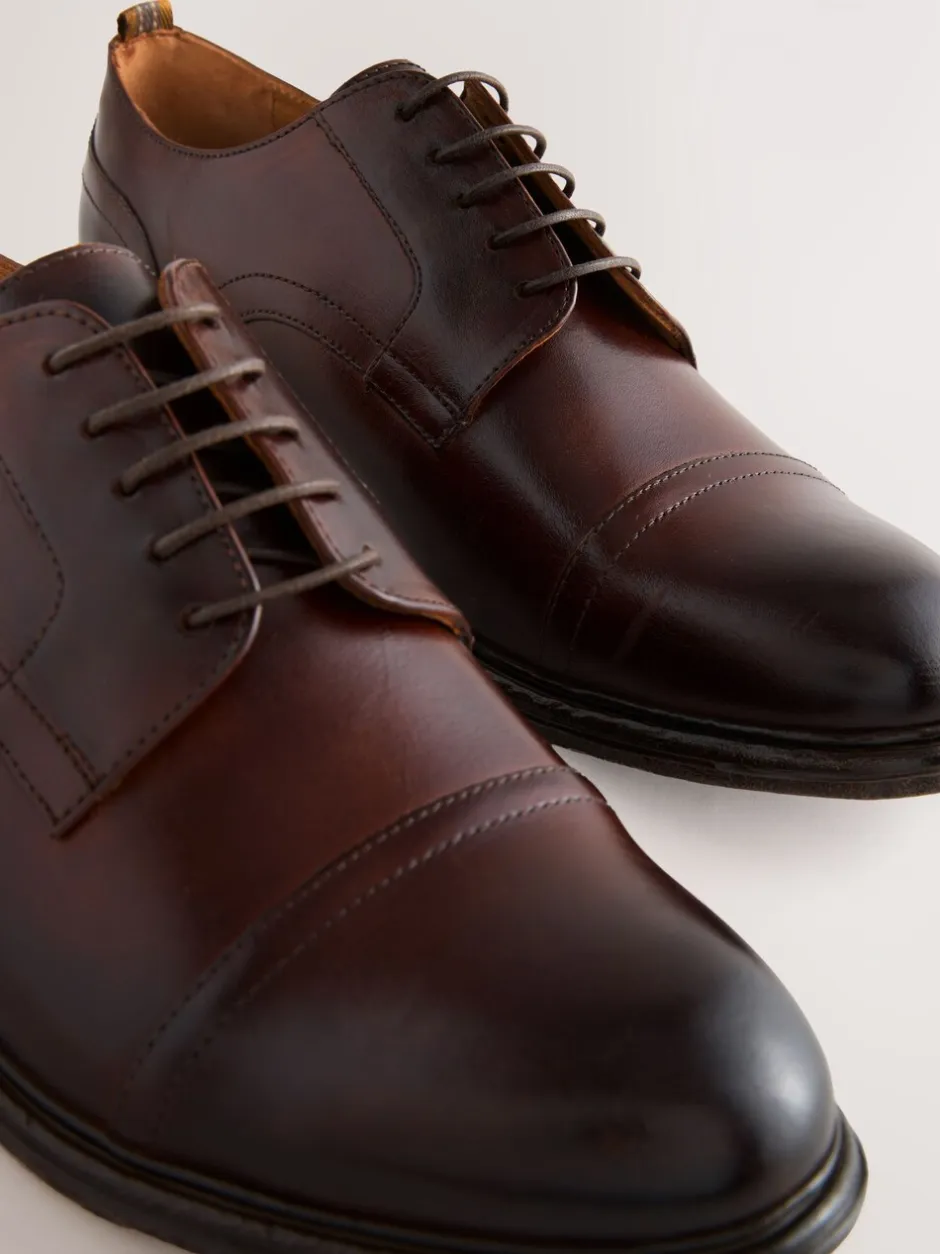 Formele Schoenen|Next - Leren schoenen met contrasterende neus Bruin