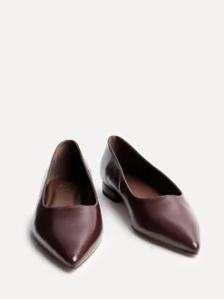 Lage Schoenen*Linzi - Wide Fit Compete Pointed Toe Ballet Flat Shoes Bruin