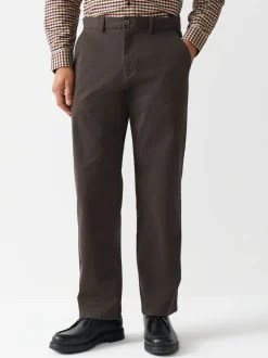 Broeken En Chino's|Next Bruin - Relaxed fit - Stretchy chino