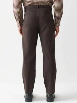 Broeken En Chino's|Next Bruin - Relaxed fit - Stretchy chino