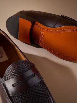 Schoenen*Next Bruin - Signature geweven instappers met leren zool