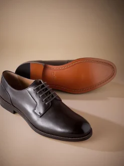 Formele Schoenen*Next - Standaard pasvorm - Signature - Derby-schoenen met leren zool Bruin