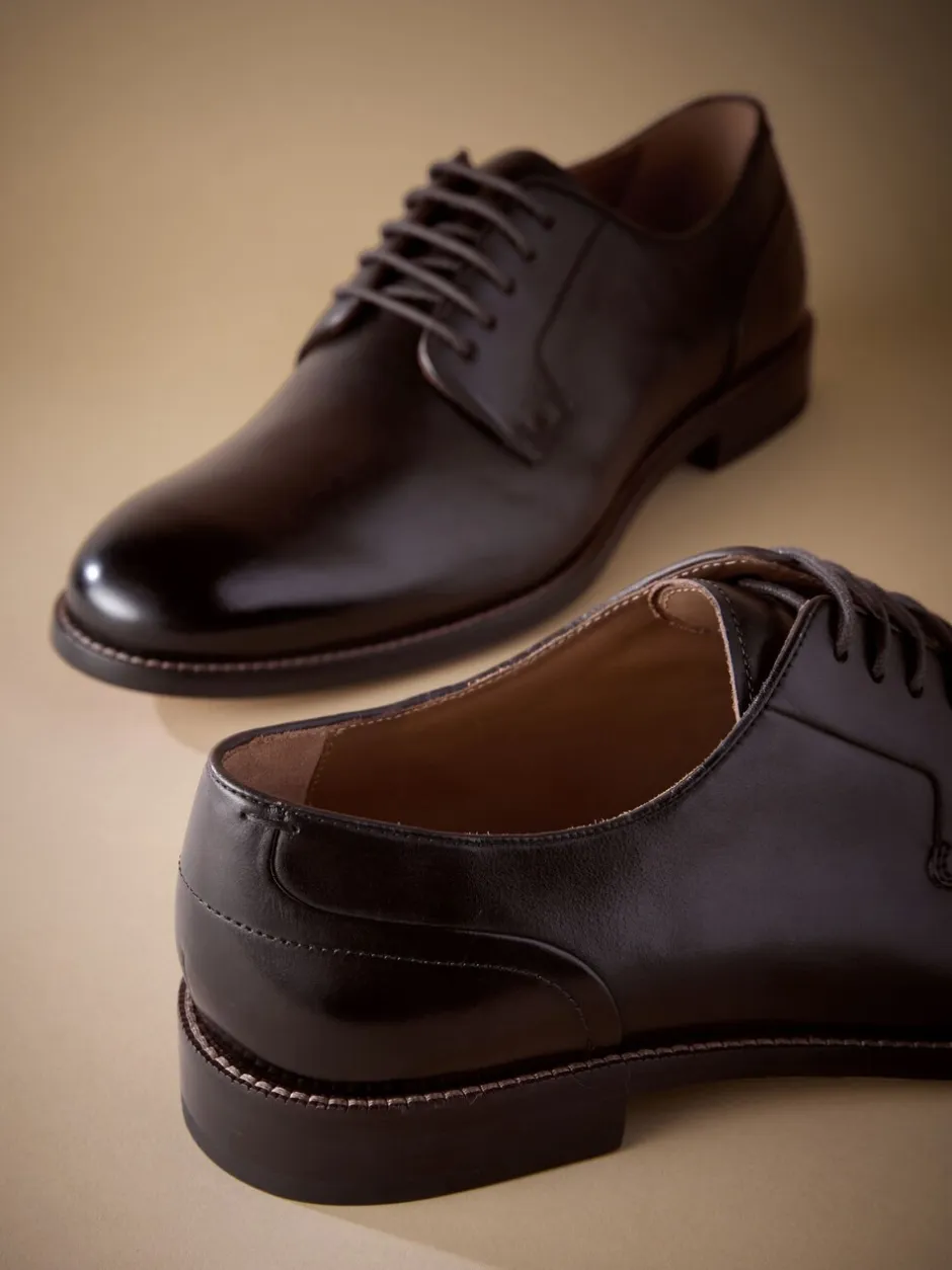 Formele Schoenen*Next - Standaard pasvorm - Signature - Derby-schoenen met leren zool Bruin