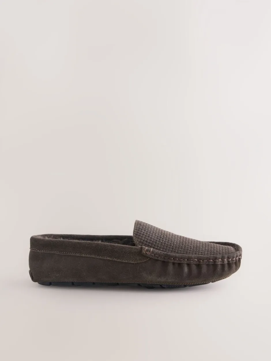 Pantoffels|Next - Suède mocassinpantoffels met voering van imitatiebont Bruin