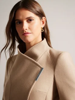 Jassen En Jacks*Ted Baker - - Roze halflange wollen jas met overslag en riem Bruin