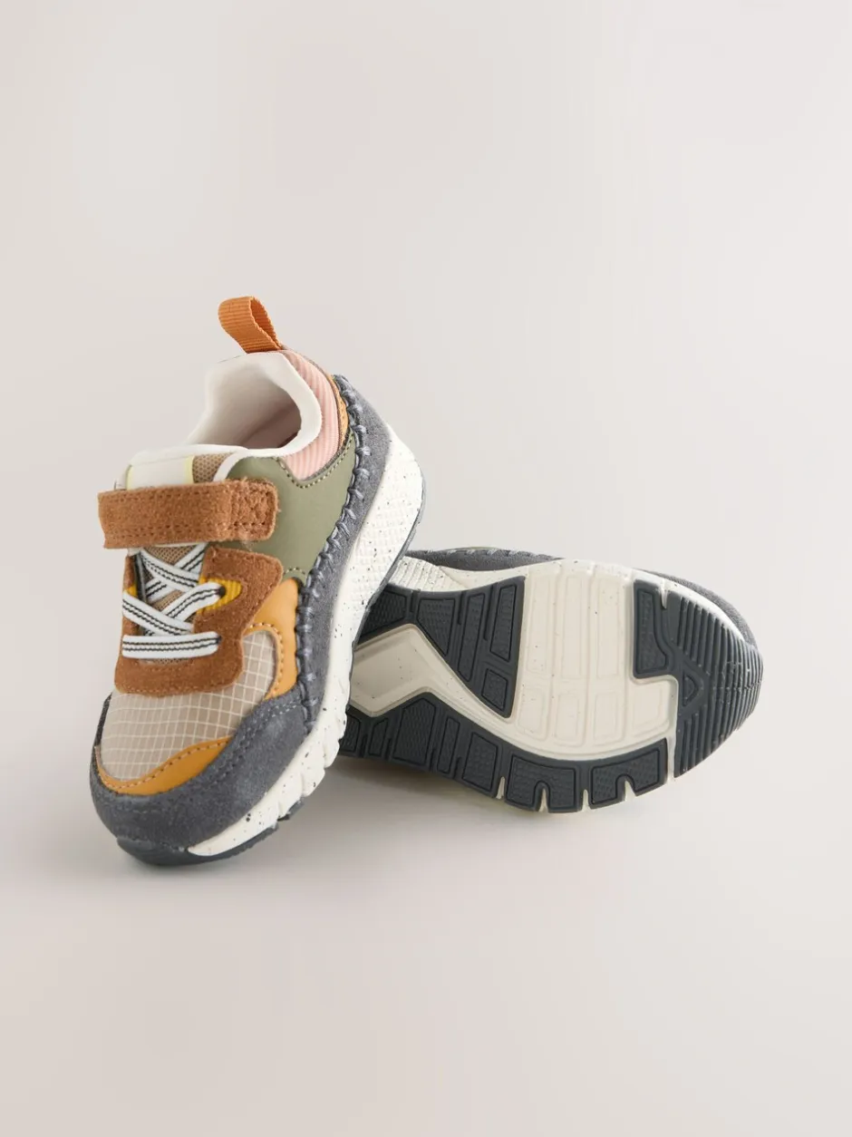 Babyschoenen|Sneakers*Next Bruin met leeuw - Elastische sportschoenen