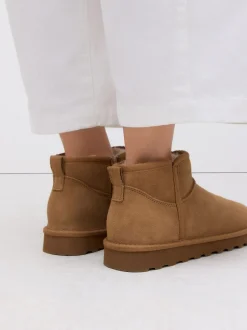 Ruimvallend En Extraruimvallend|Boots|Next - Waterafstotende enkellaarzen van imitatiebont Bruin suède