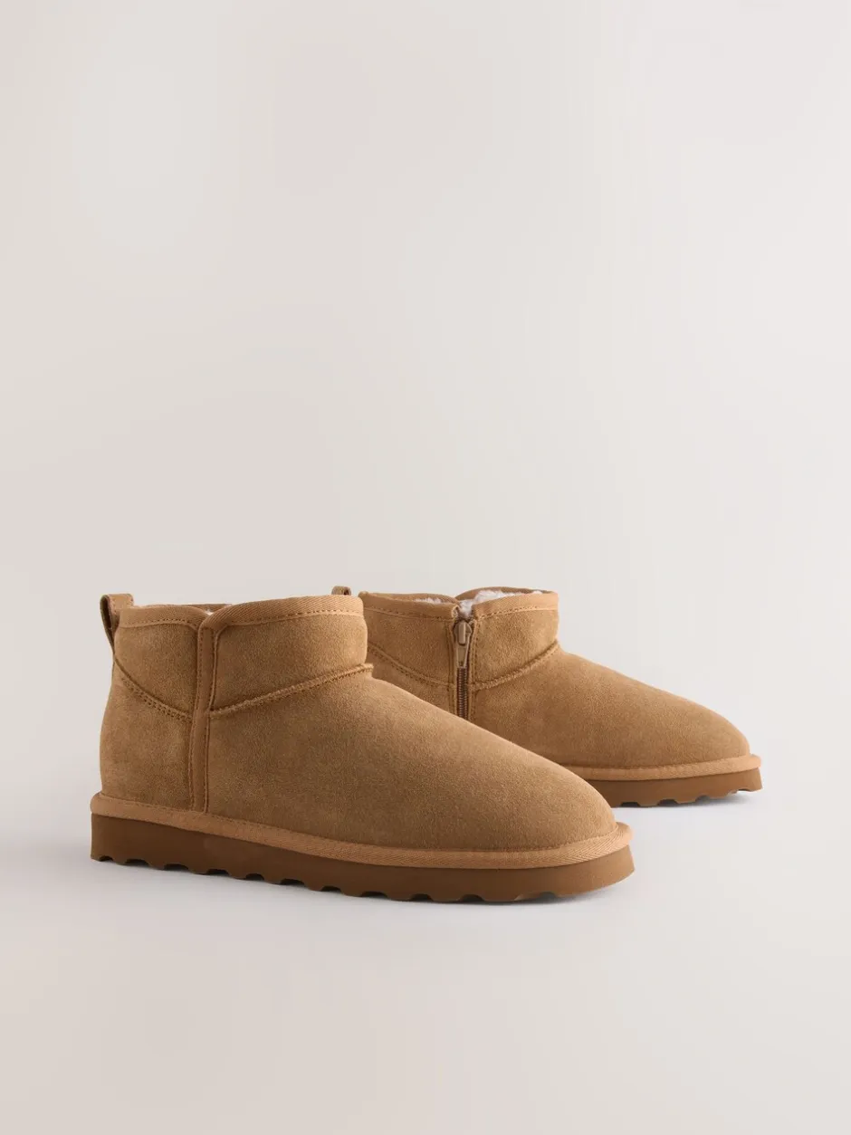Ruimvallend En Extraruimvallend|Boots|Next - Waterafstotende enkellaarzen van imitatiebont Bruin suède