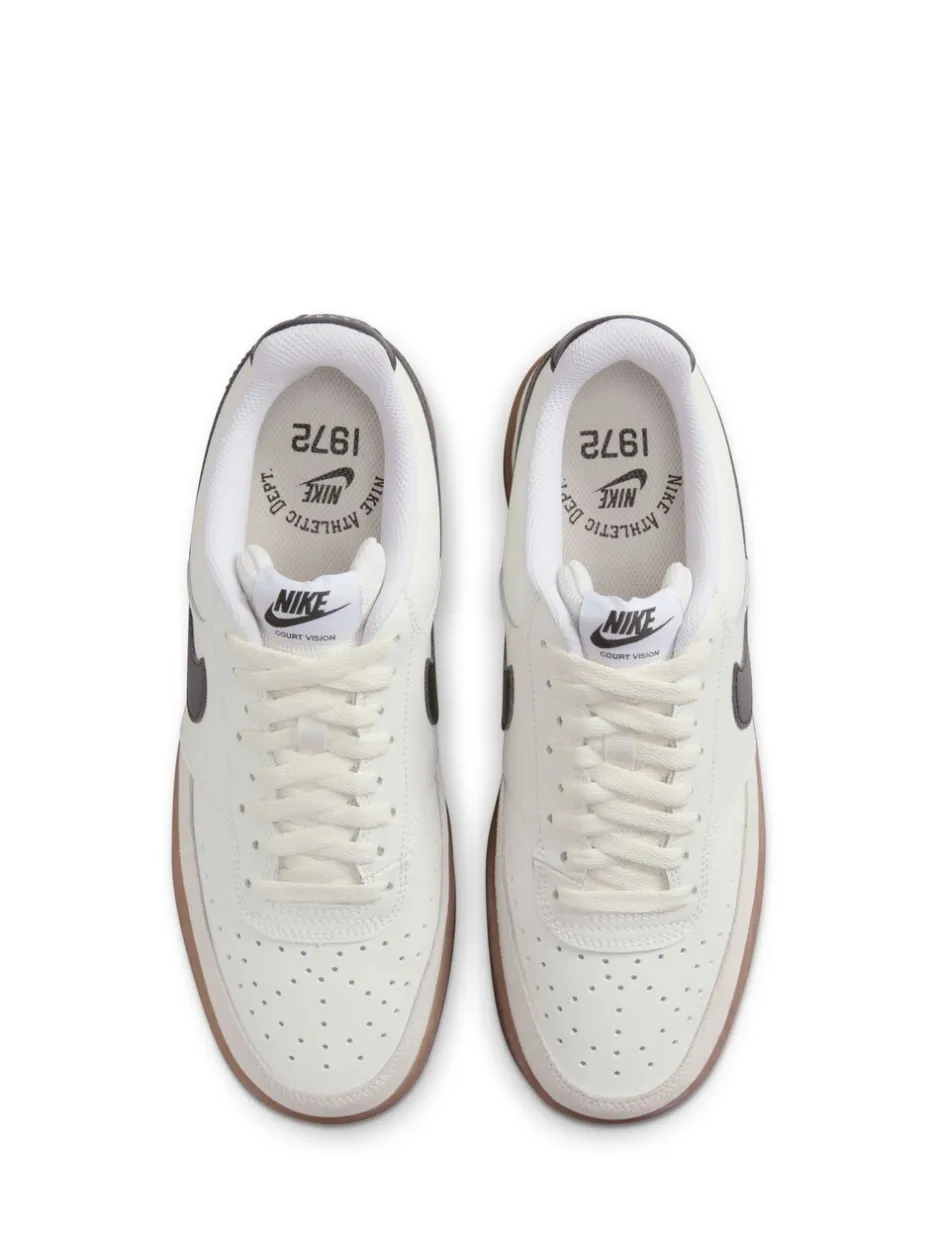Sneakers|Nike Bruin/wit - Court Vision lage sneakers