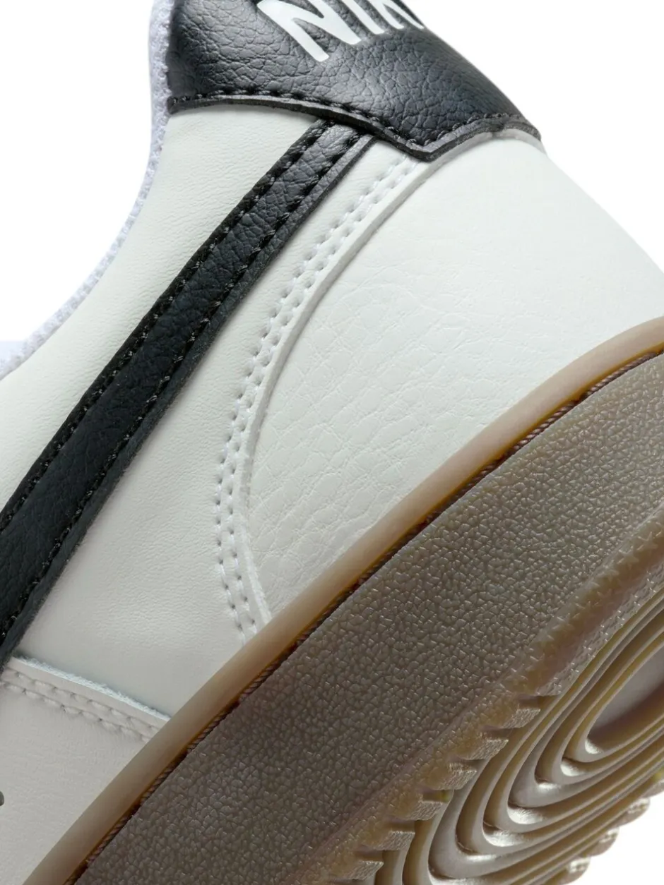 Sneakers|Nike Bruin/wit - Court Vision lage sneakers