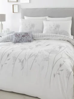 Catherine Lansfield|Beddengoedsets En Dekbedovertrekken|Catherine Lansfield - Meadowsweet omkeerbare dekbedovertrekset met bloemenprint Grijs/wit