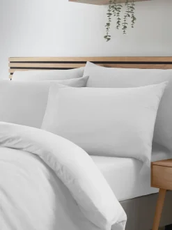 Catherine Lansfield|Beddenlakens En Kussenslopen|Catherine Lansfield 4 Pack So Soft Non-Iron Standard Pillowcases